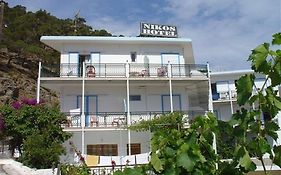 Nikos Hotel